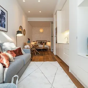  Apartment Graceful Design With Romantic View Portugal