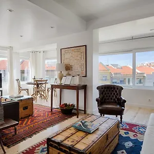 seven-rivers-luxury-apartment.hotels-lisbon-portugal.com/