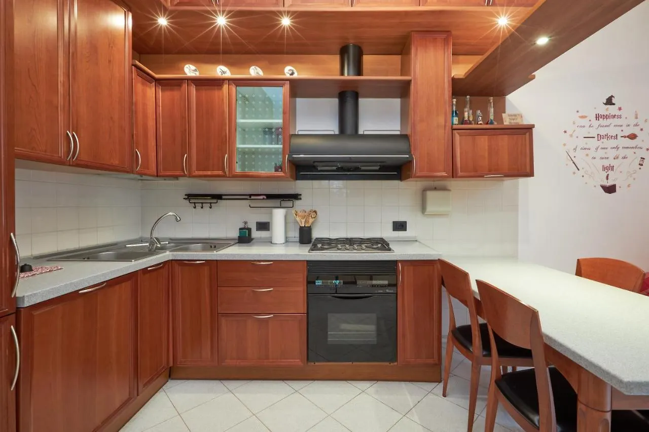 Harry Potter'S Magic House - Metro M4 - Linate - Citta Studi Apartment Milan Italy
