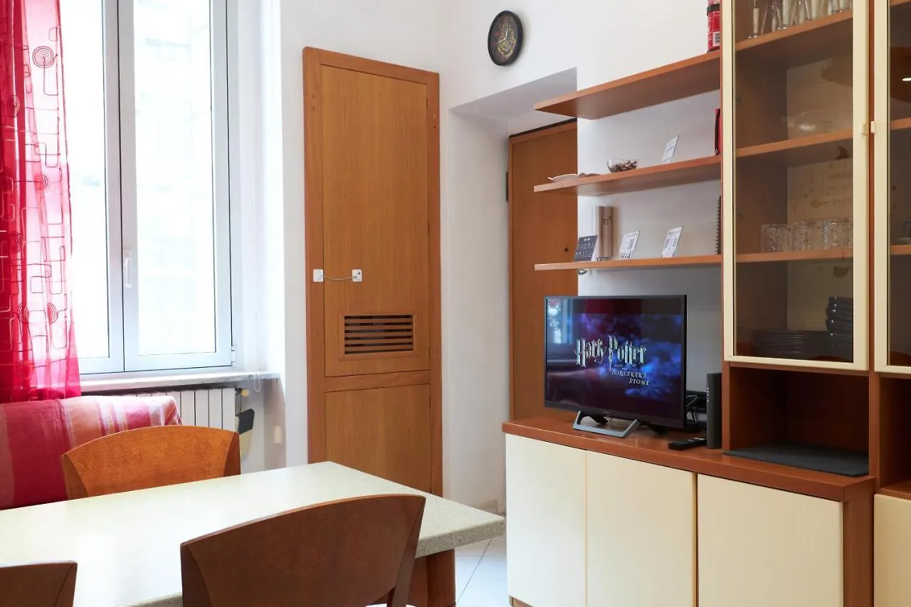 Harry Potter'S Magic House - Metro M4 - Linate - Citta Studi Apartment Milan 0*,  Italy